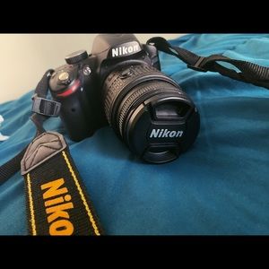 NIKON D3200